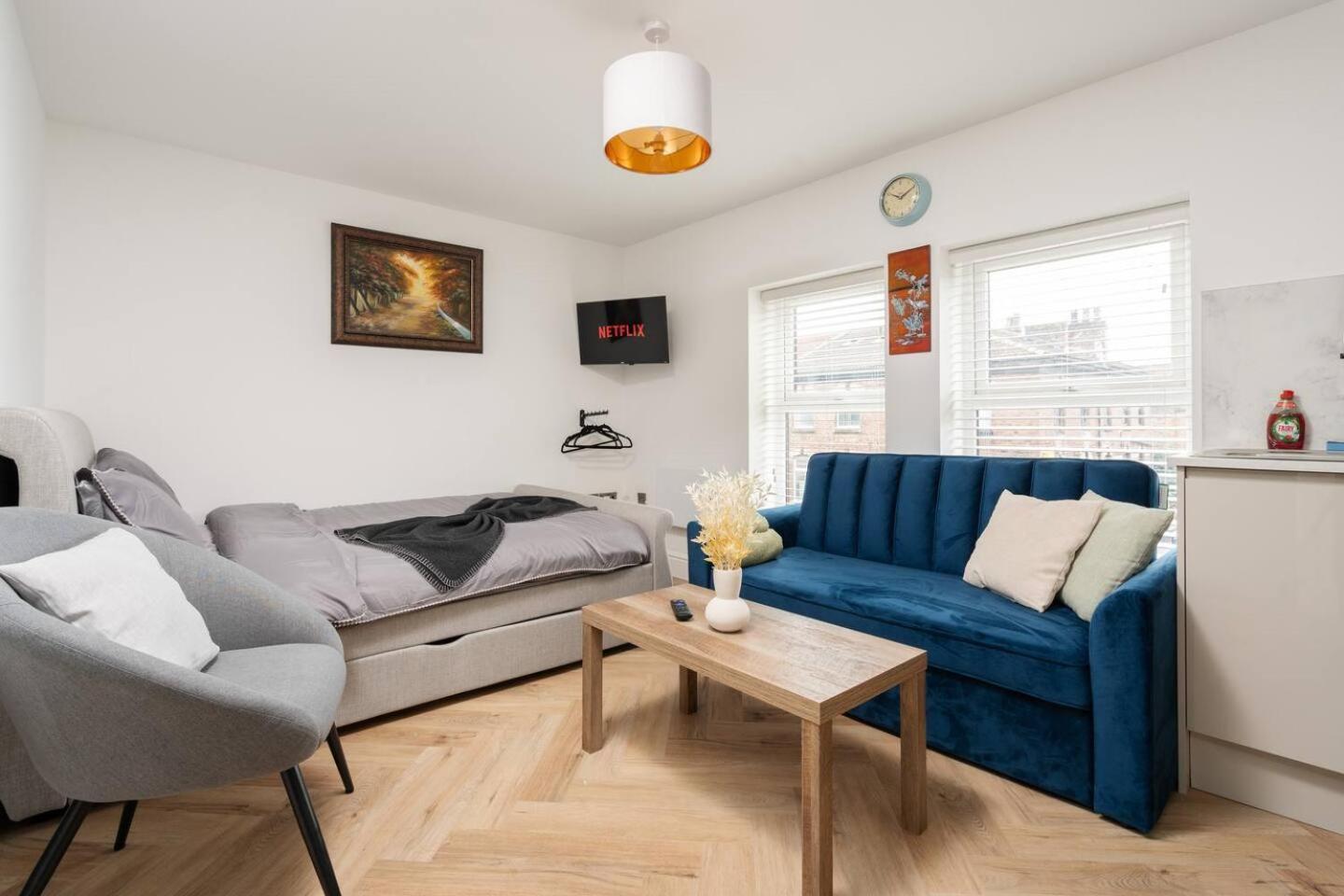 Parkside Wm 10 Mins To Anfield Parking Apartment *